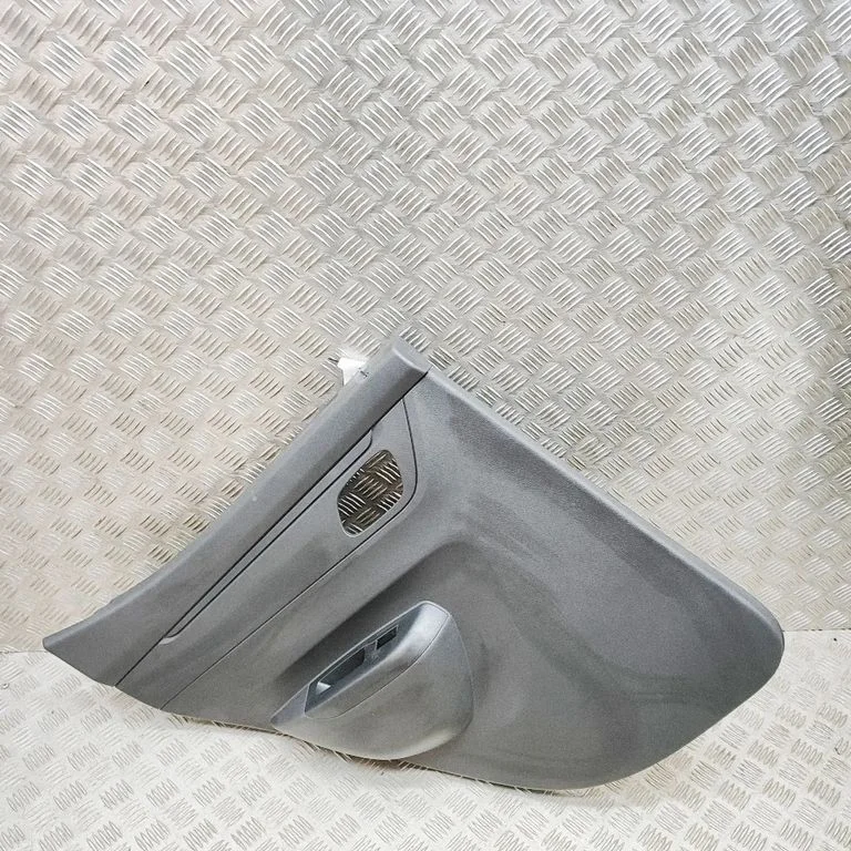Rear door card panel trim 829017040R