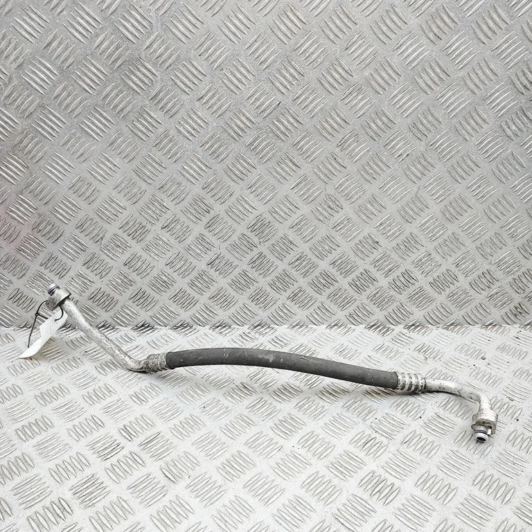 Air conditioning (A/C) pipe/hose – Volkswagen Transporter - Caravelle T5 (2003-2015)