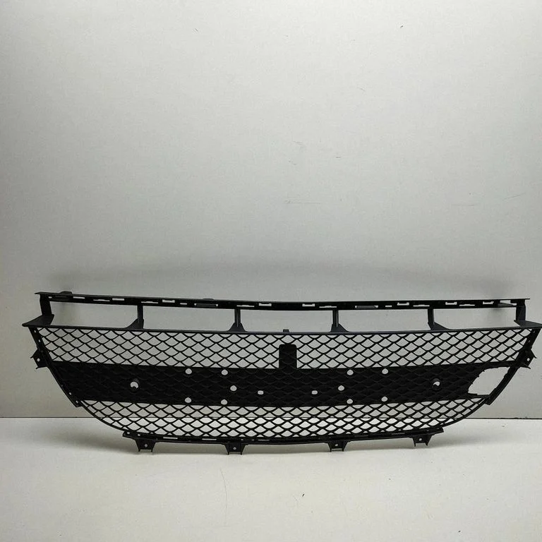 Atrapa przednia (grill) – Mercedes-Benz Klasa ML W166 (2012-2017)