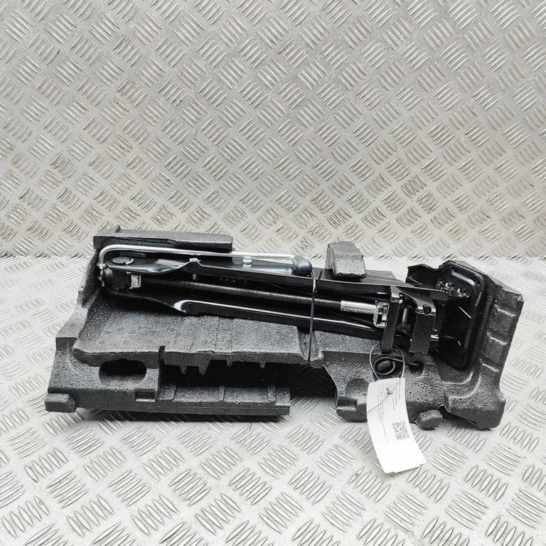 Lift Jack – Audi Q5 SQ5 8R (2008-2017)