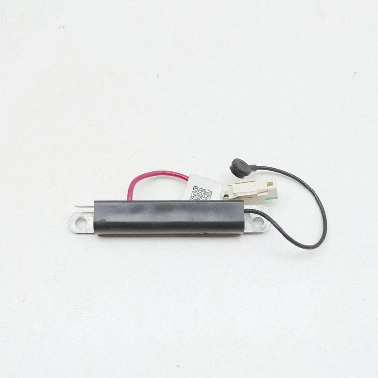 Antenas pastiprinātājs 703001207AA