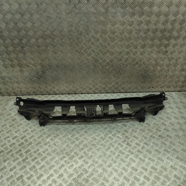 Aizmugurējā bufera pastiprinājums 31290948