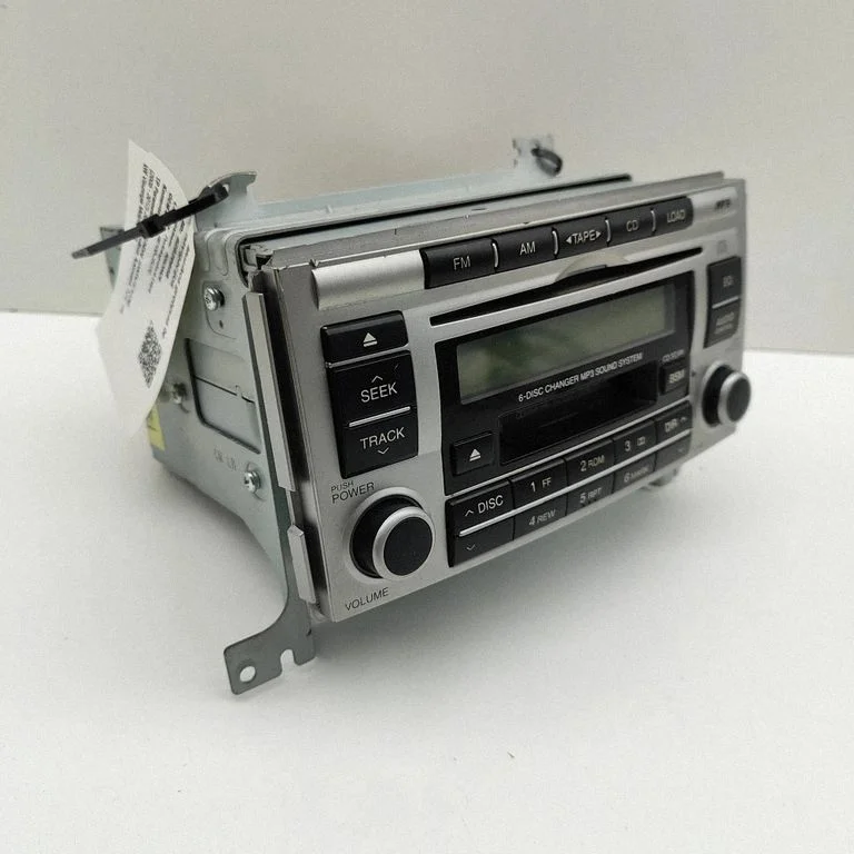 Radio/CD/DVD atskaņotājs/navigācija – Hyundai Santa Fe (2006-2012)