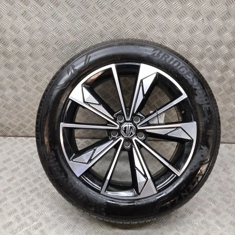 R19 vieglmetāla disks (-i) 11152810 – MG HS II (2024-)
