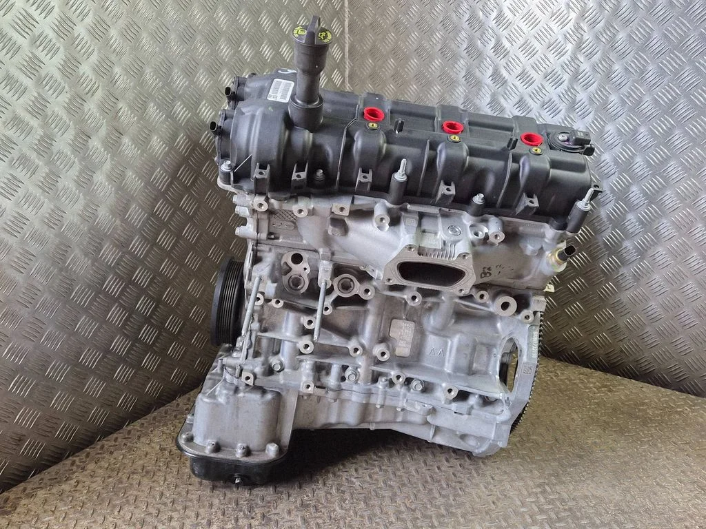 Engine 68052837AN