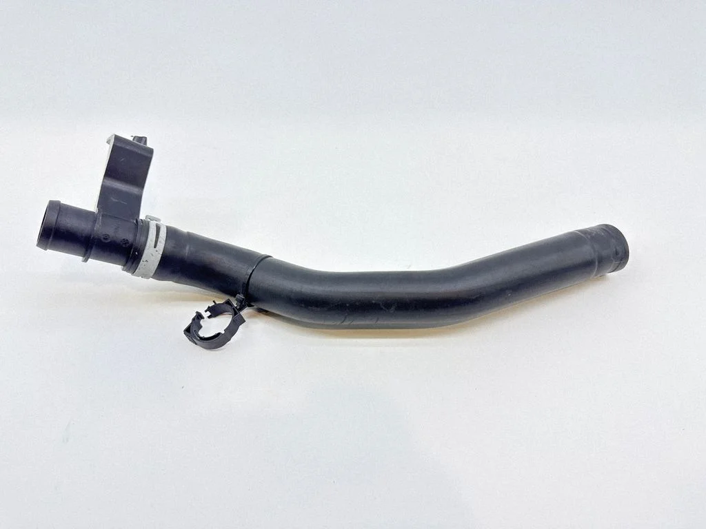 Mootori jahutusvedeliku toru / voolik – Ford Mustang VII (2023-)