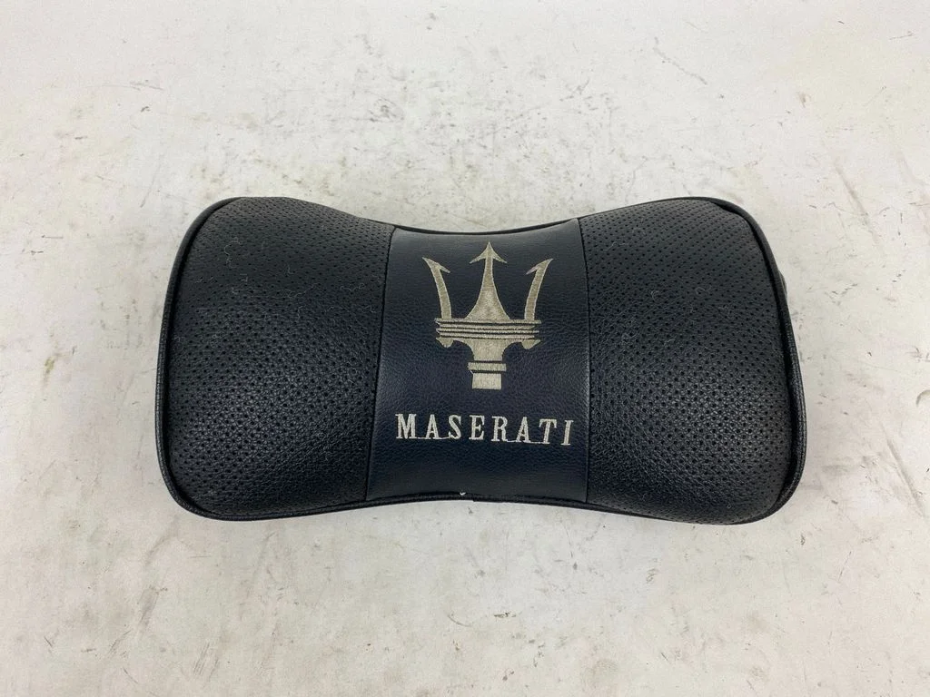 Front seat headrest – Maserati Ghibli (2013-)