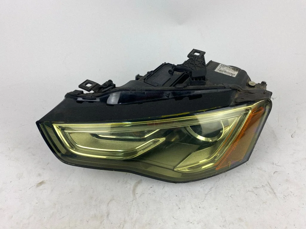 Headlight/headlamp 8T0941753E