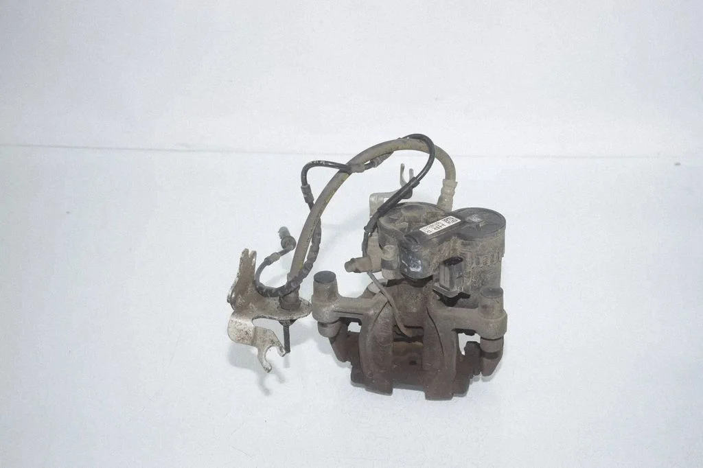 Rear brake caliper 6883020