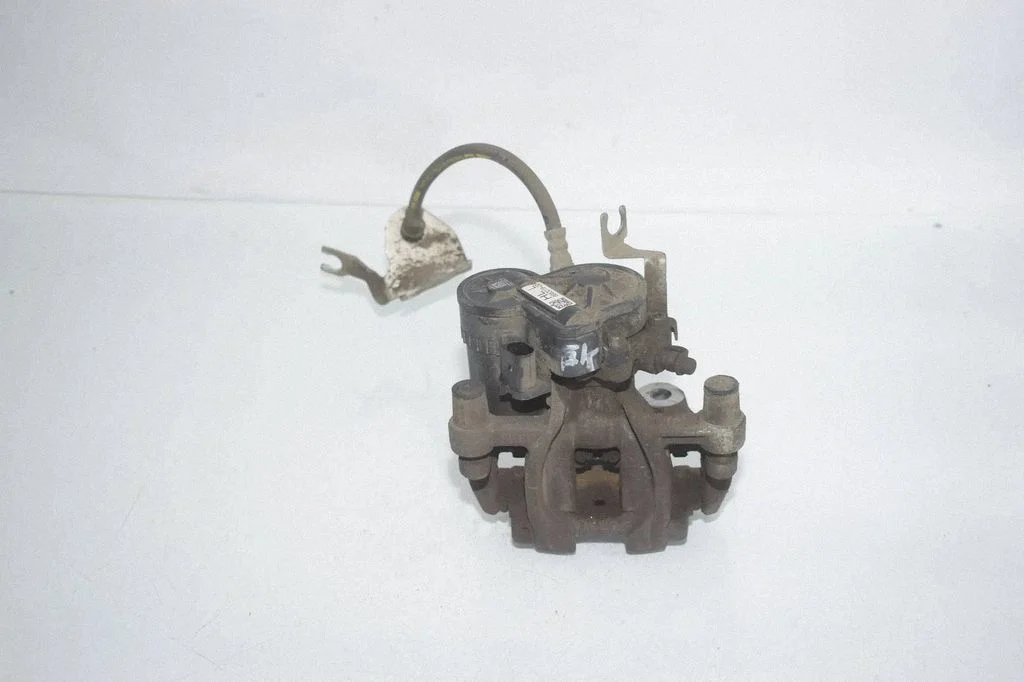 Rear brake caliper 6883019