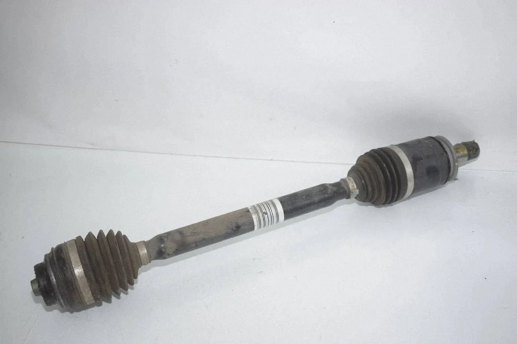 Rear driveshaft 7641213