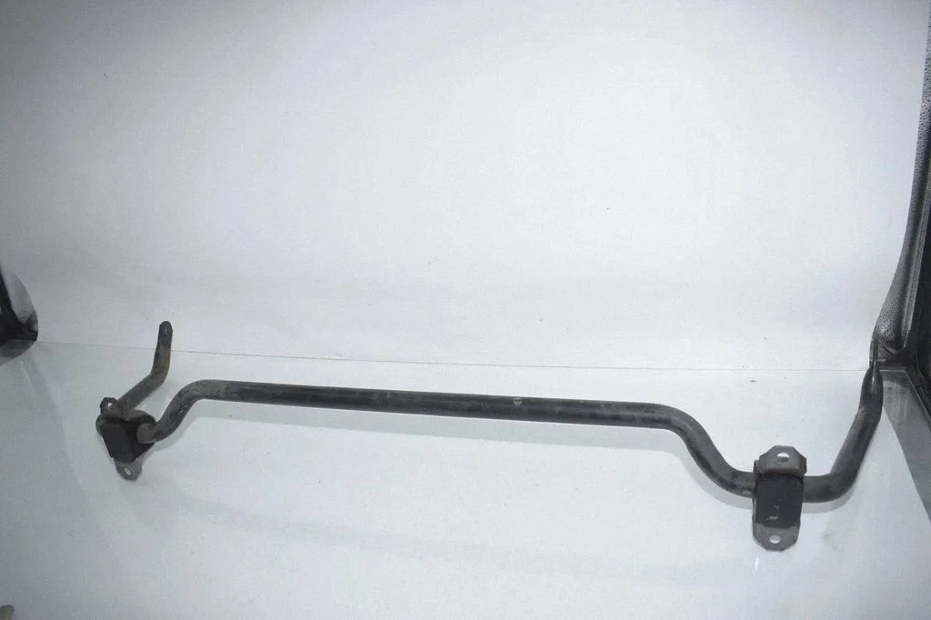 Front anti-roll bar/sway bar 6799091
