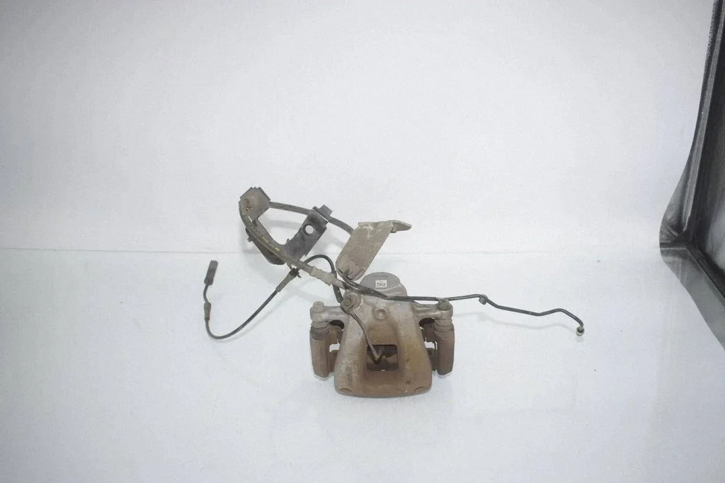 Front brake caliper – BMW i3 (2013-)