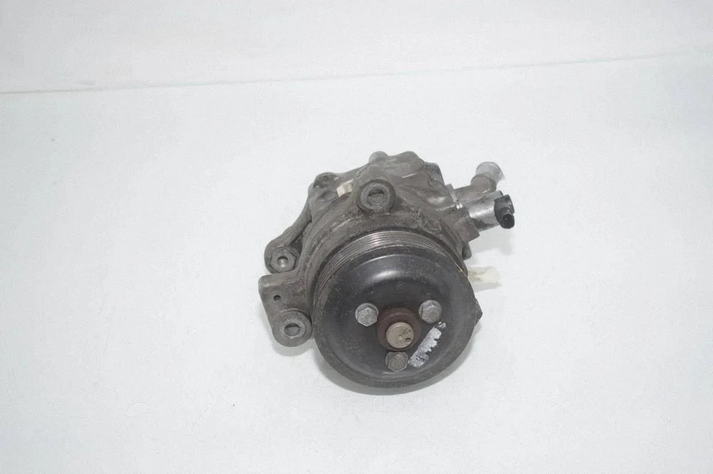 Roolivõimendi pump – BMW 7-seeria F01 F02 F03 F04 (2008-2016)