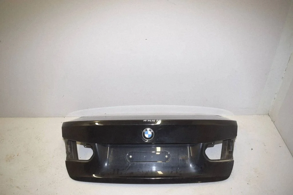 Tailgate/trunk/boot lid