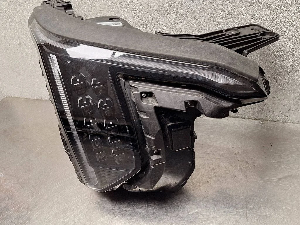 Reflektor – KIA EV3 (2024-)