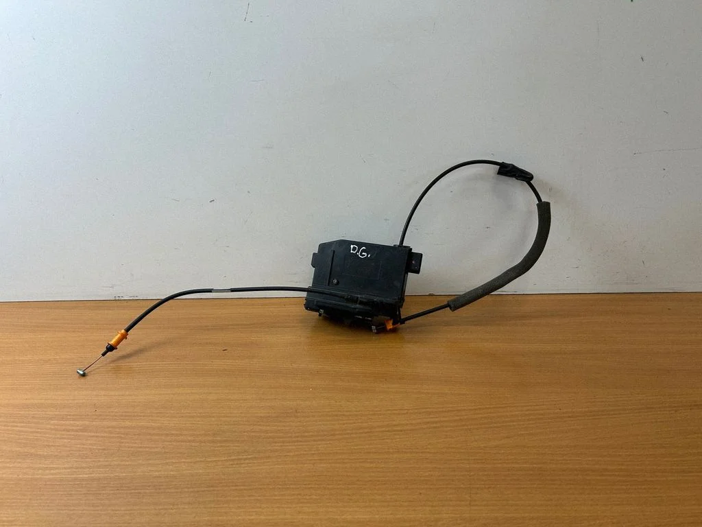 Rear door lock – Citroen C4 II Picasso (2013-2018)