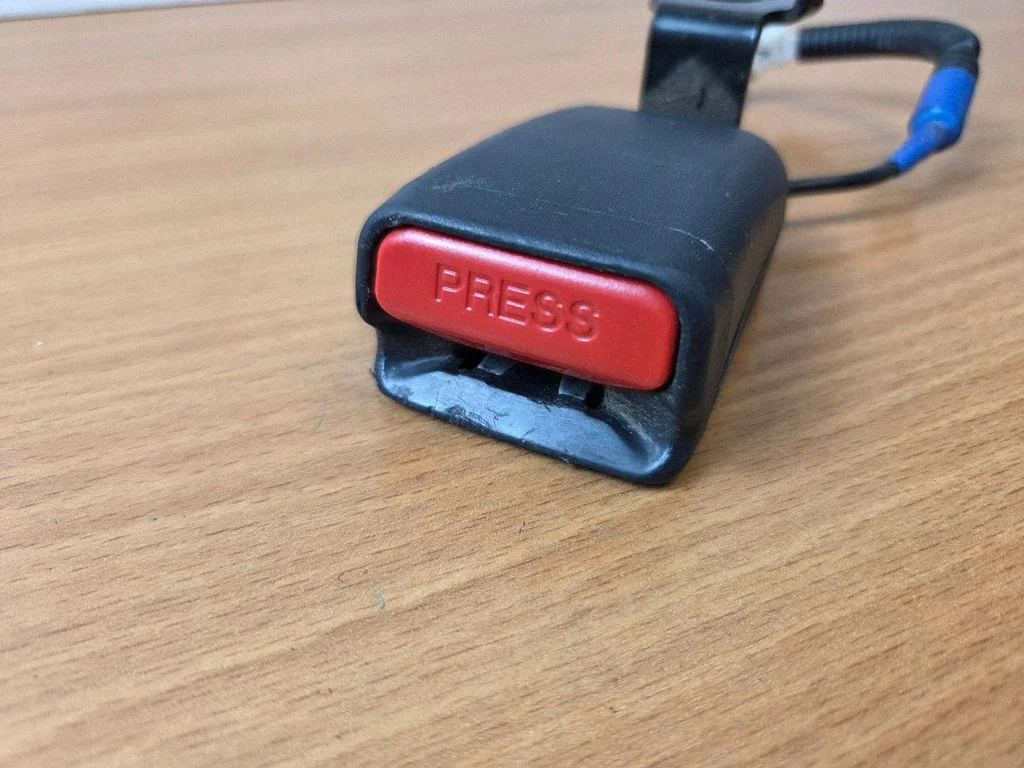 Zapięcie pasa tylne 89840F1000WK