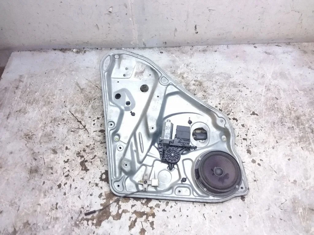 El. loga pacēlāja mehānisma komplekts – Volkswagen Passat B5 (1997-2000)
