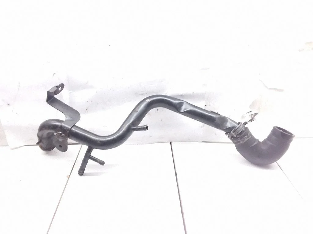 Engine coolant pipe/hose – Volkswagen Passat B5 (1997-2000)