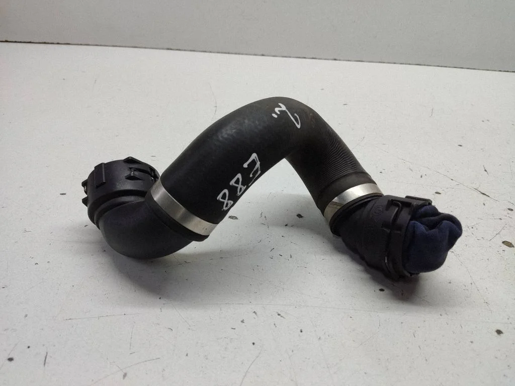 Motora dzesēšanas caurule (-es)/šļūtene (-es) 7564478