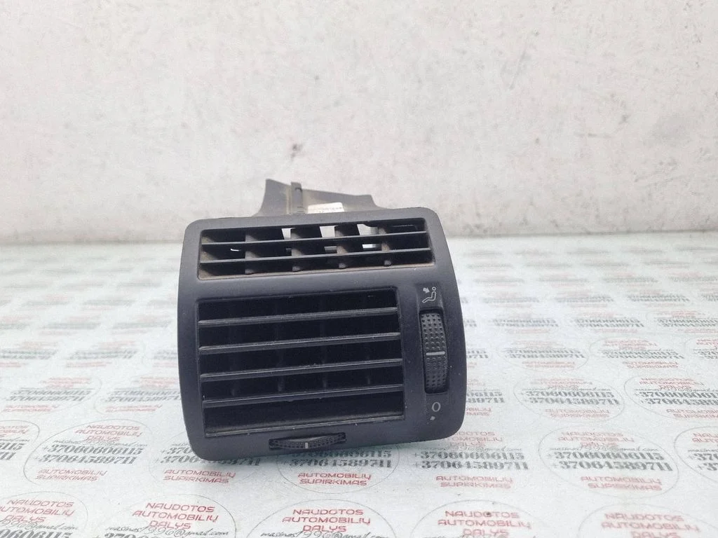 Dashboard side air vent grill/cover trim – Seat Alhambra (Mk1) (1996-2010)