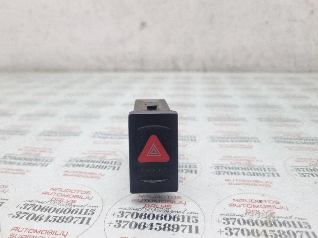 Hazard light switch 7M3953235