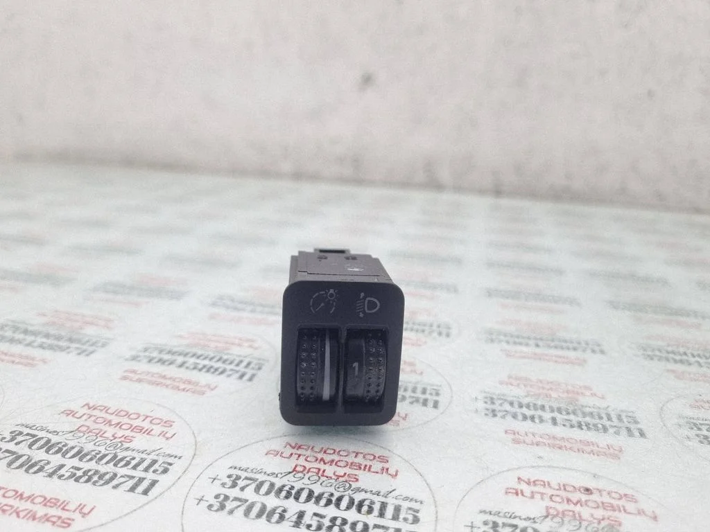 Headlight level height control switch – Seat Alhambra (Mk1) (1996-2010)
