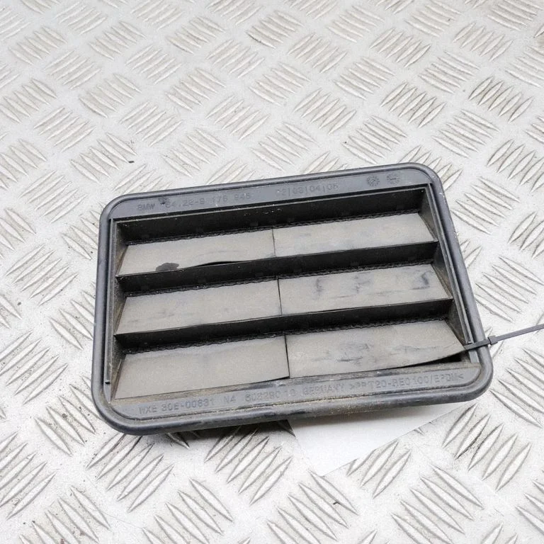 Ventilatsioonirest 9176945