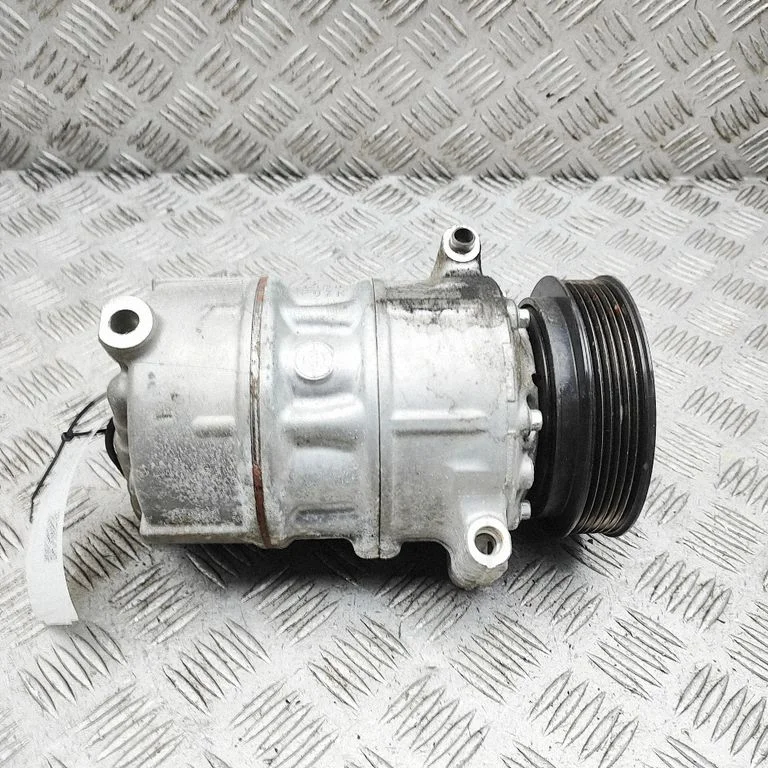 Air conditioning (A/C) compressor (pump) 31469968
