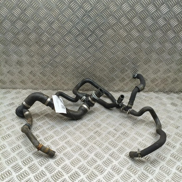 Engine coolant pipe/hose 31367278