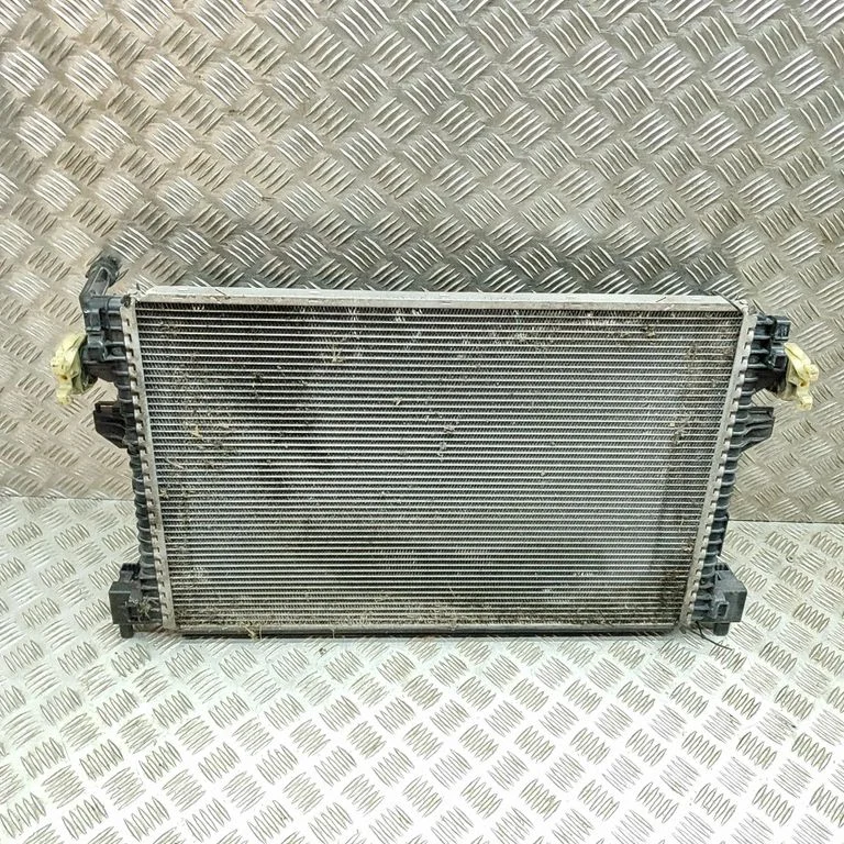 Dzesēšanas šķidruma radiators 5Q0121251HQ