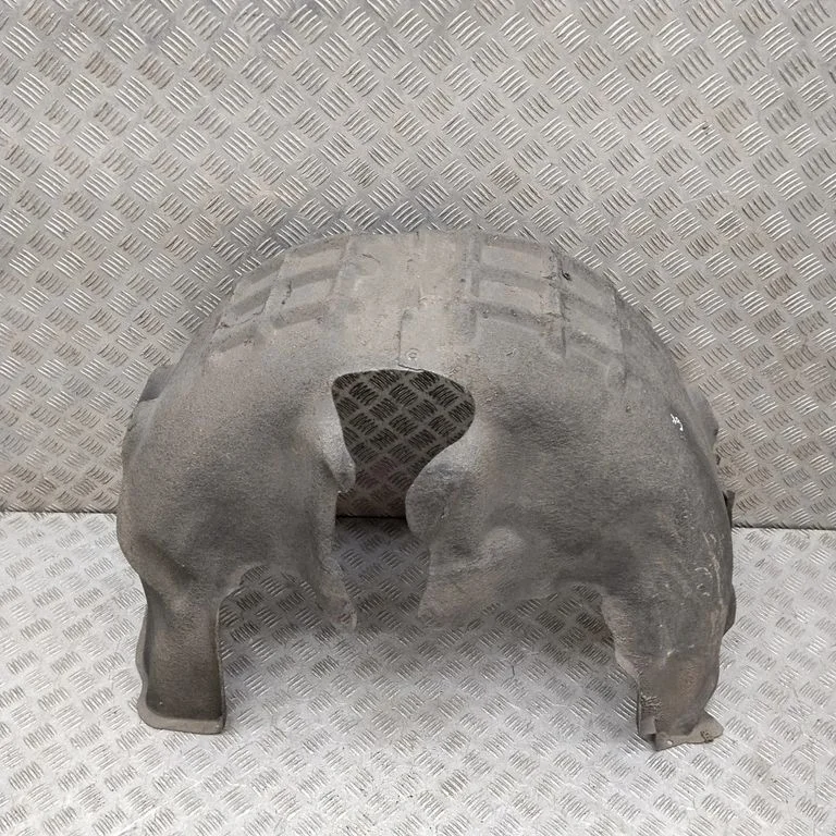 Tagumine poritiivakate 4G0810171B