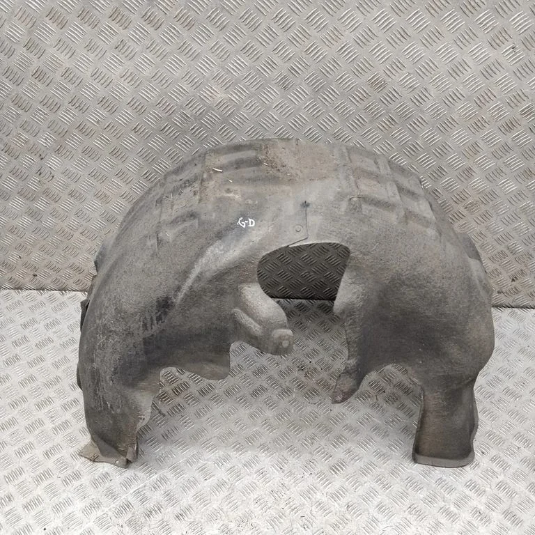 Tagumine poritiivakate 4G0810172B