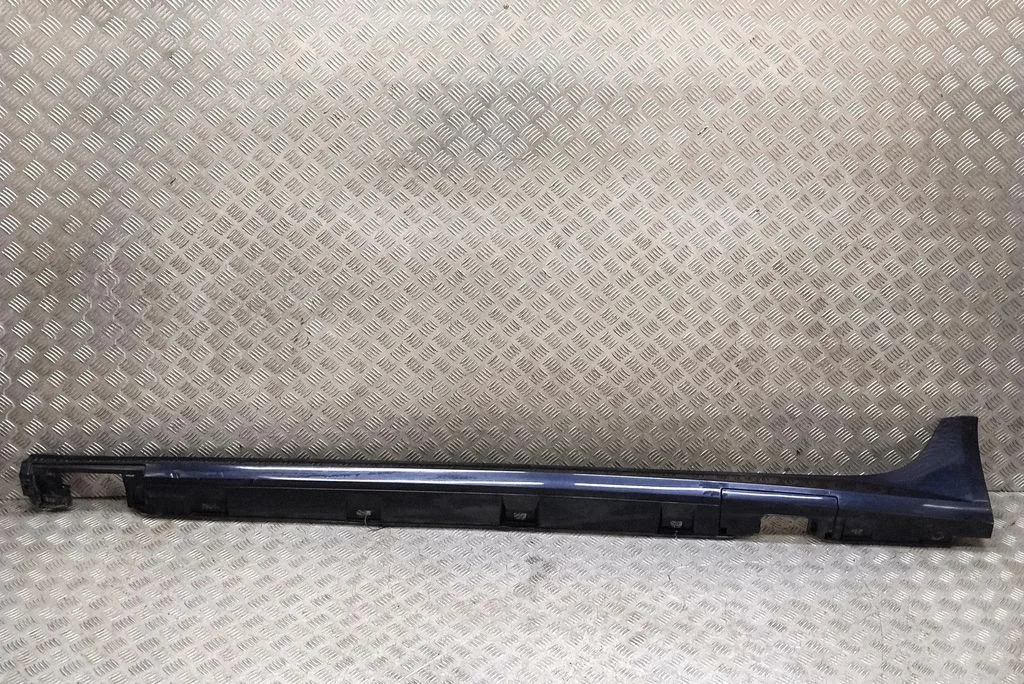 Lävepakk 4G0853855M