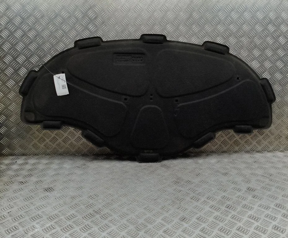 Mootorikapoti heli-/soojusisolatsioon 4G0863825