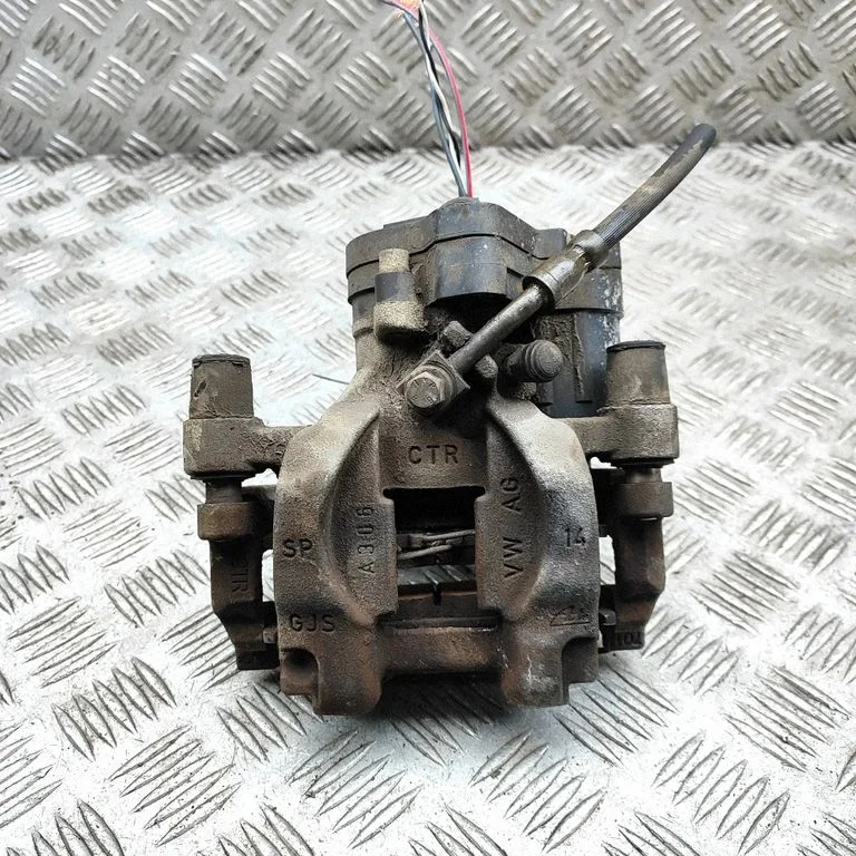 Rear brake caliper – Volkswagen Tiguan Allspace (2017-)