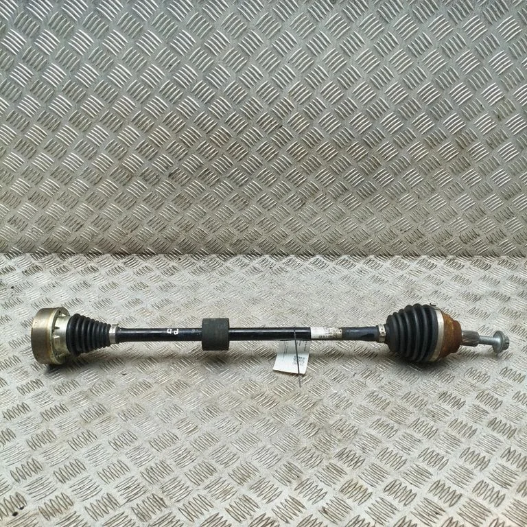 Priekšējā pusass 5Q0407272