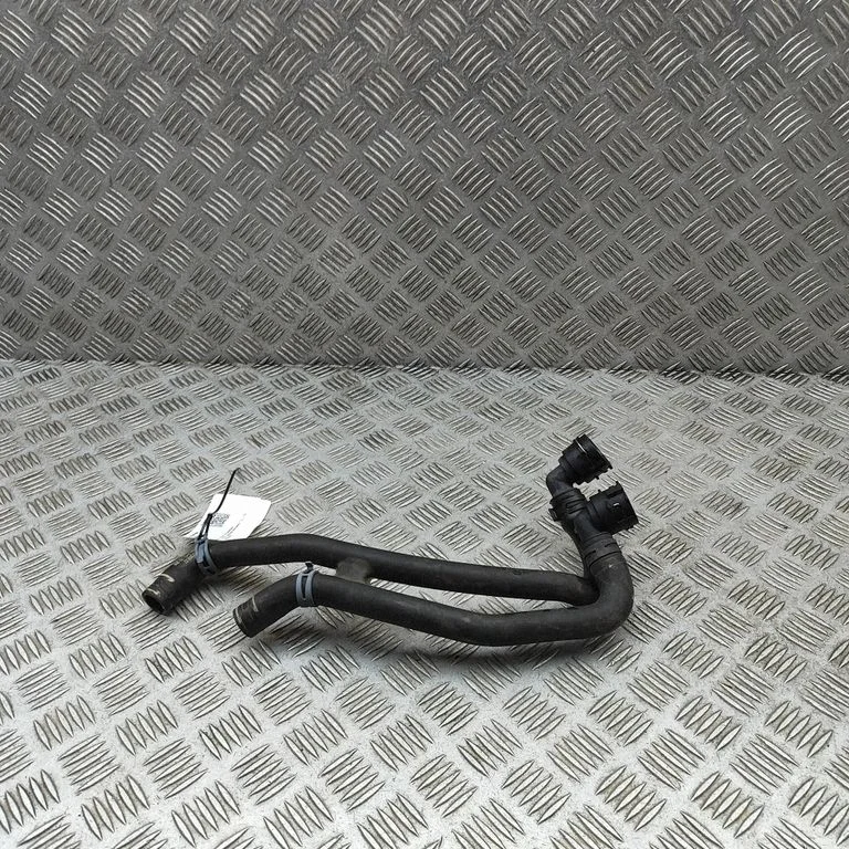 Motora dzesēšanas caurule (-es)/šļūtene (-es) 5Q0121156D