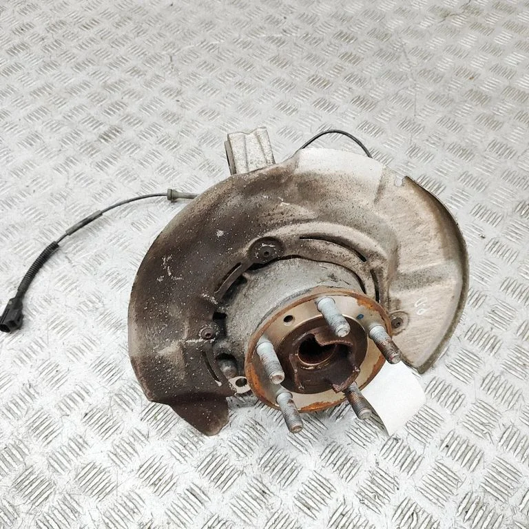 Priekšējā rumba LR109399