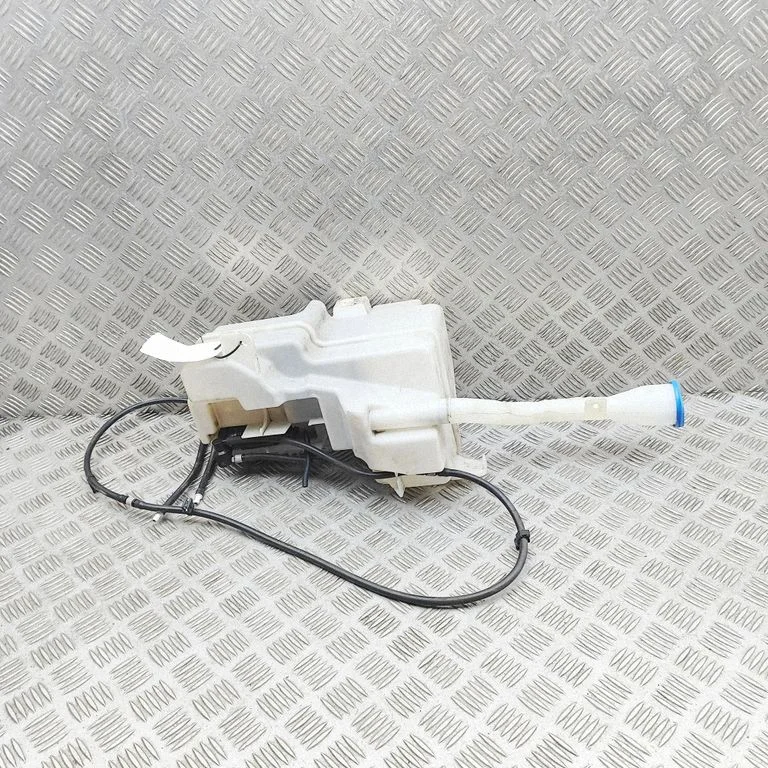 Logu mazgāšanas šķidruma tvertne 31356640