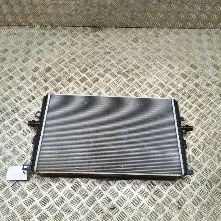 Dzesēšanas šķidruma radiators 160781100C