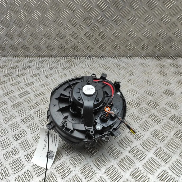 Krāsniņas ventilators/pūtējs T72370C