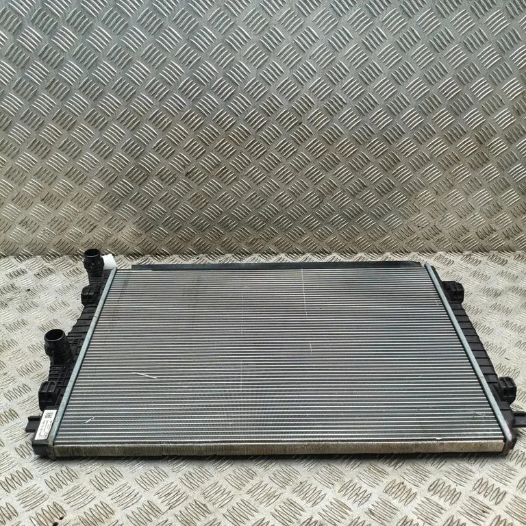 Dzesēšanas šķidruma radiators 5Q0121251