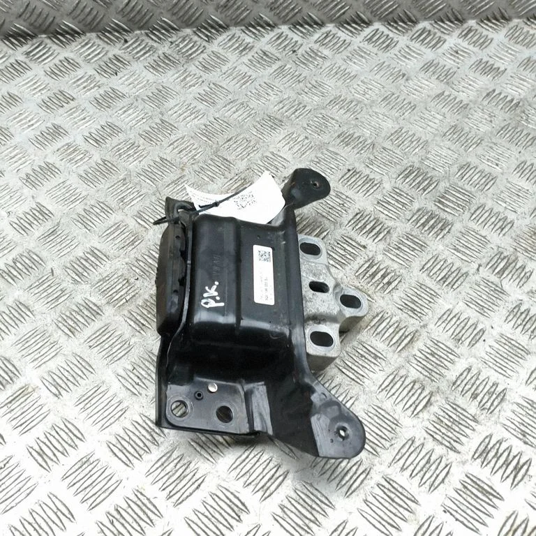 Dzinēja spilvens 5Q0199555