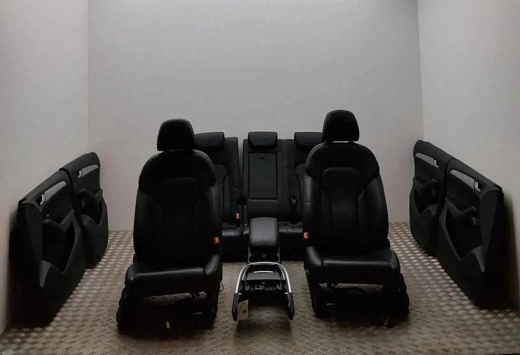 Interior set 8R0881105Q