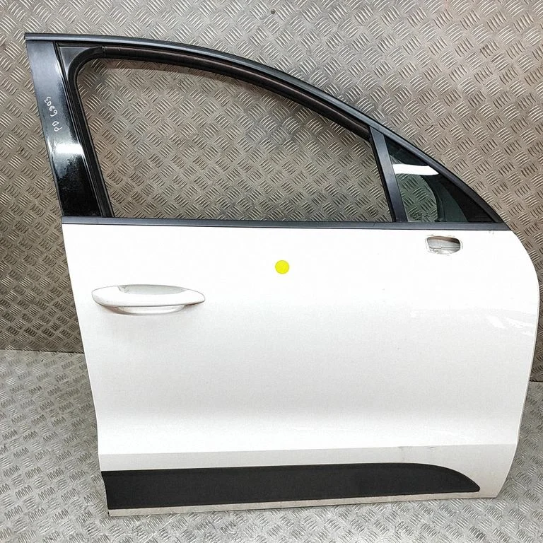 Esiuks 95B831022