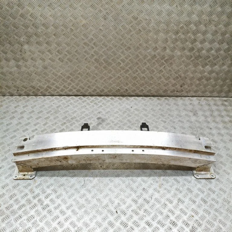 Rear bumper cross member 9J1803184