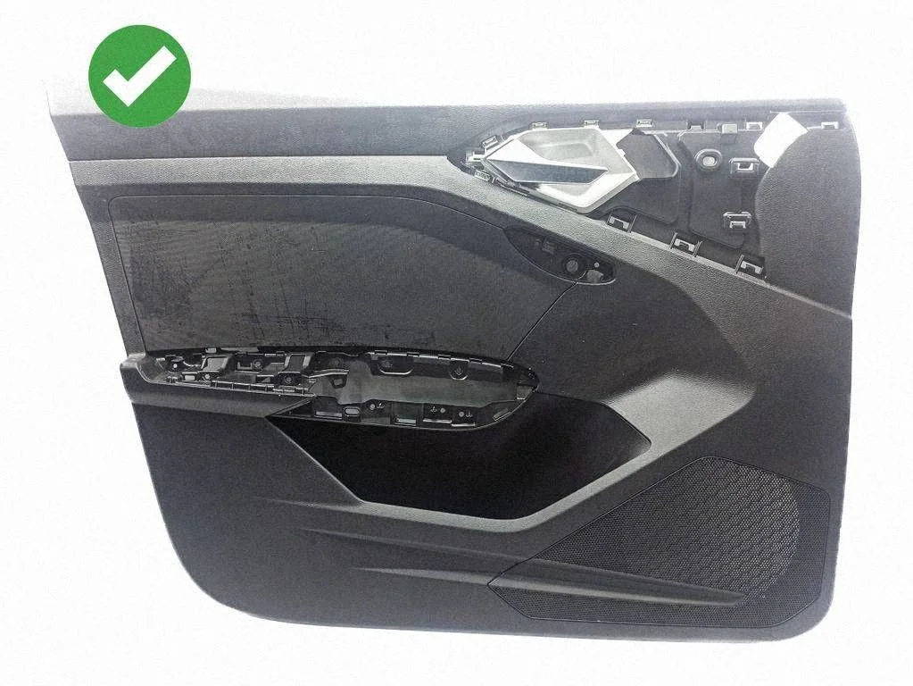 Eesmiste uste sisevooder 82G867133