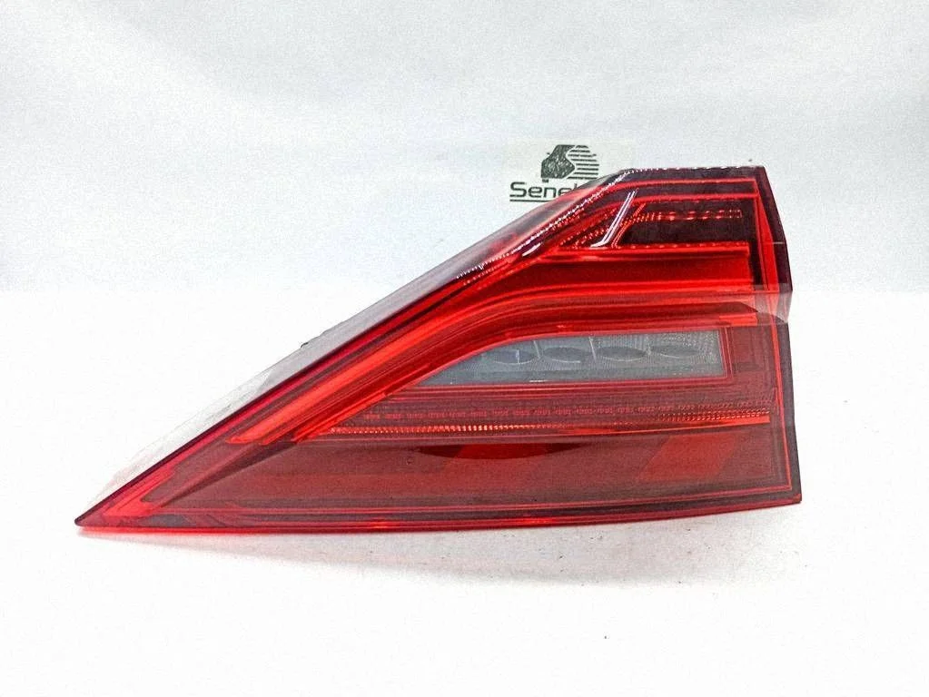 Lampa tylna w błotniku – Audi A1 (2018-)
